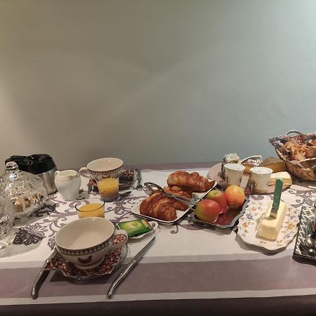 Bed and Breakfast Colette Alain Maxime Lapalisse Zewnętrze zdjęcie