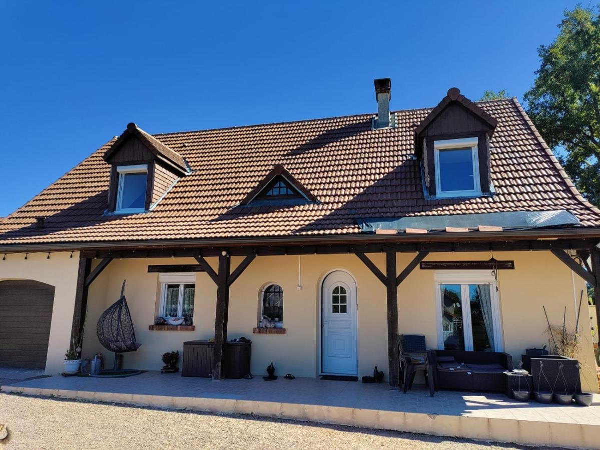 Bed and Breakfast Colette Alain Maxime Lapalisse Zewnętrze zdjęcie