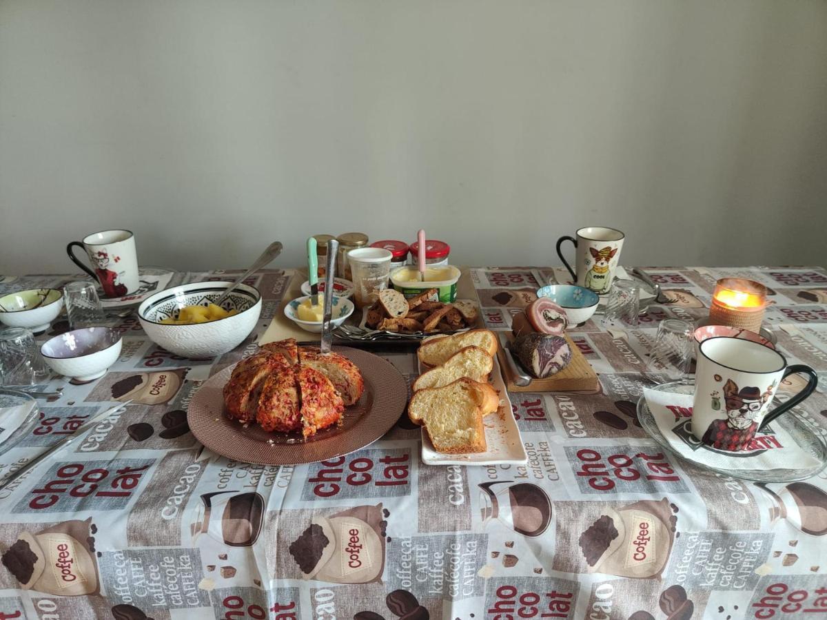 Bed and Breakfast Colette Alain Maxime Lapalisse Zewnętrze zdjęcie